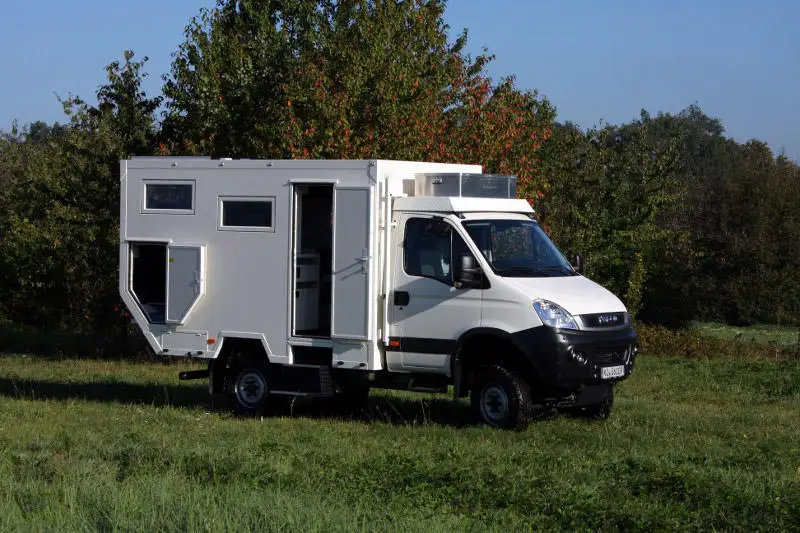 Factory sales NEW Design Truck Camper Off Road Camper Trailer Caravan Van Shell 4x4 manufacturers Camper Caravan Trailer