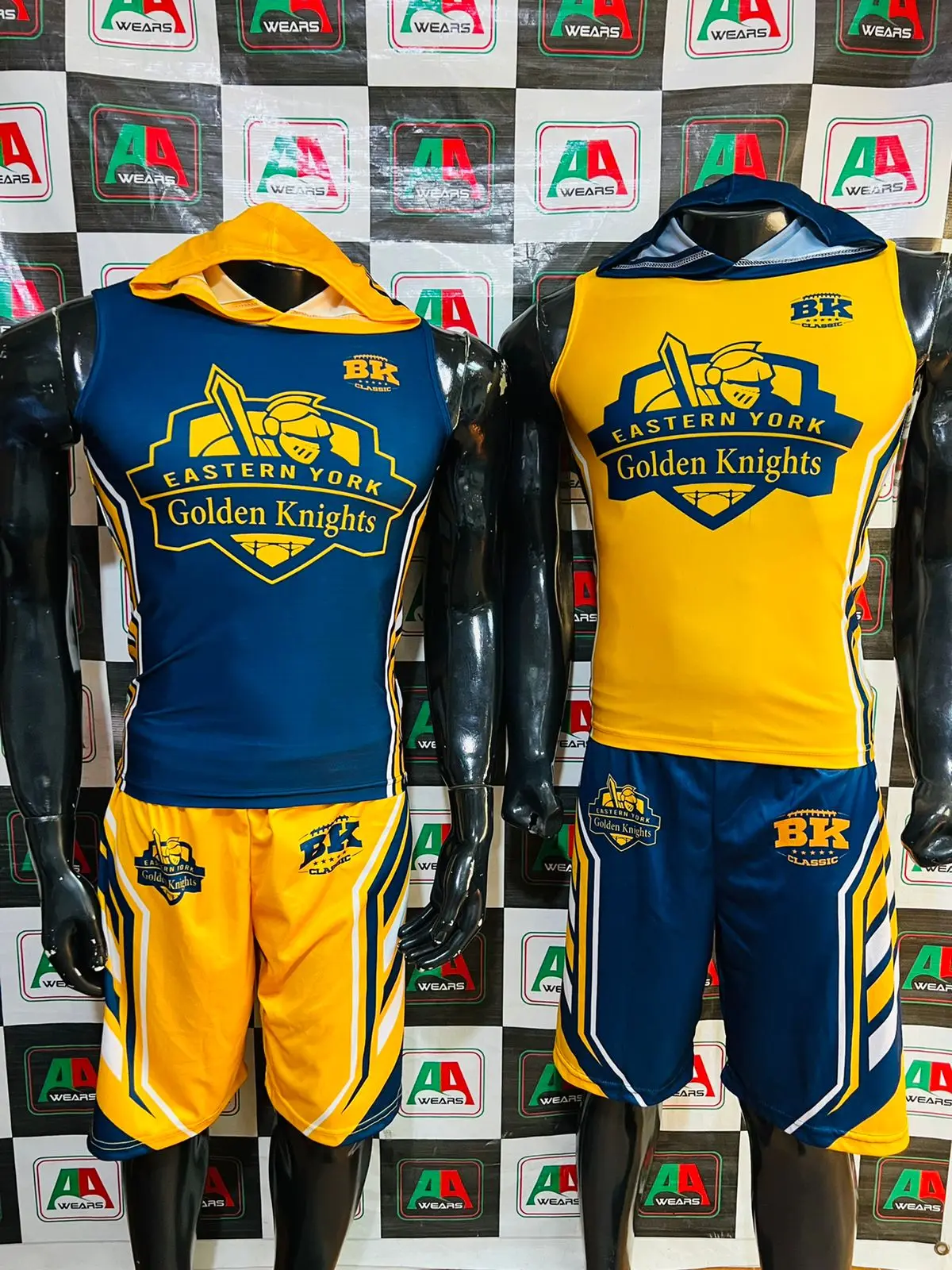 Goal Keeper  Elbow Pad Knee Pad Sublimation Cheap Soccer Full Customization  Logo Socks Quality OEM Jersey Shorts Full Sleeves