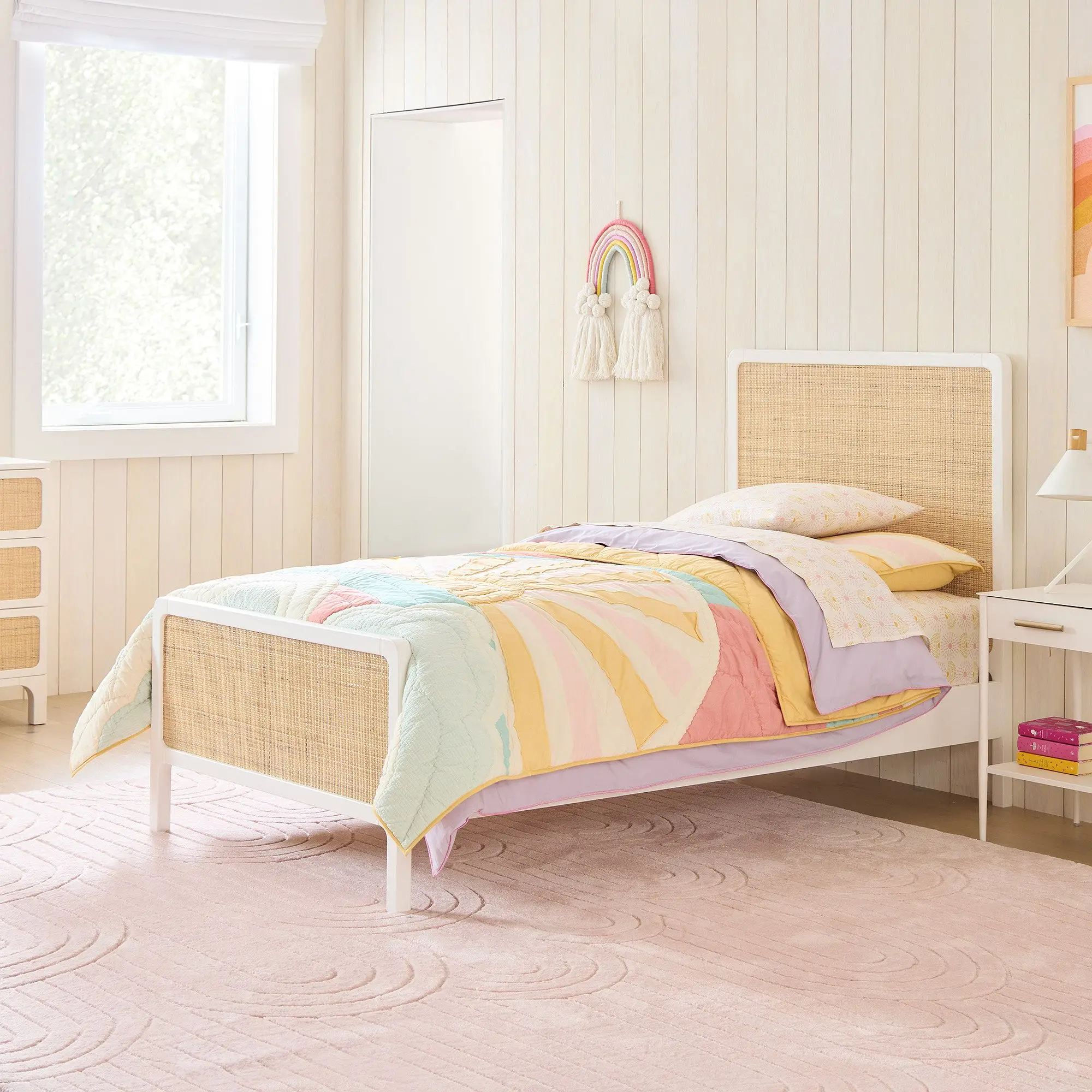Solid Wood Kids Bed Rattan Headboard Modern Style Customized Size and Color Luxury Design