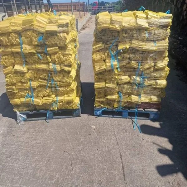 Dried ASH, OAK, BIRCH, BEECH Logs Large Crate Top Quality Kiln Dried Split Firewood / Beech Firewood/ KD firewood on pallet