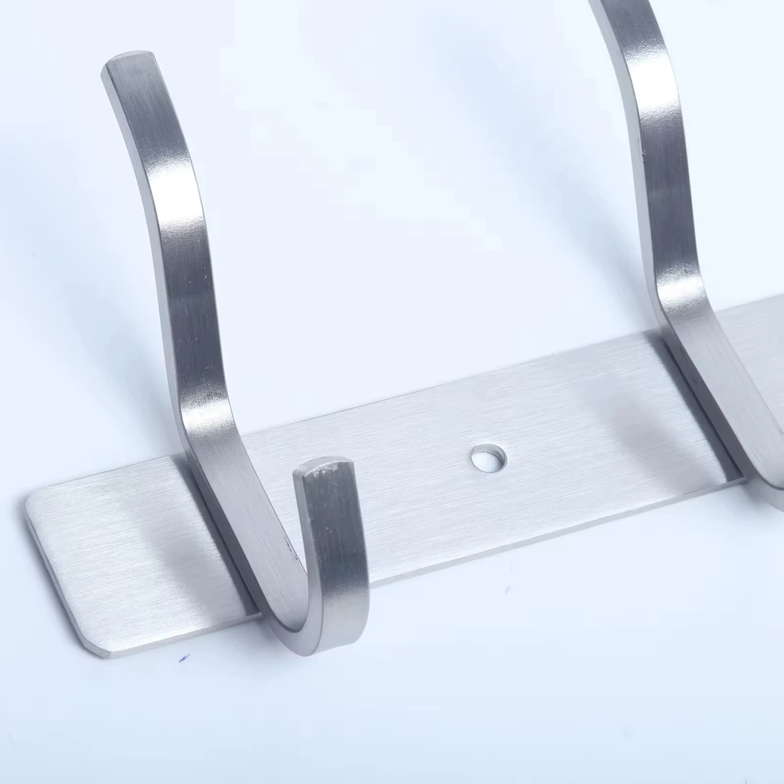 China factory  hot sell pegboard stainless steel304 slat wall-mounted rack bar hook