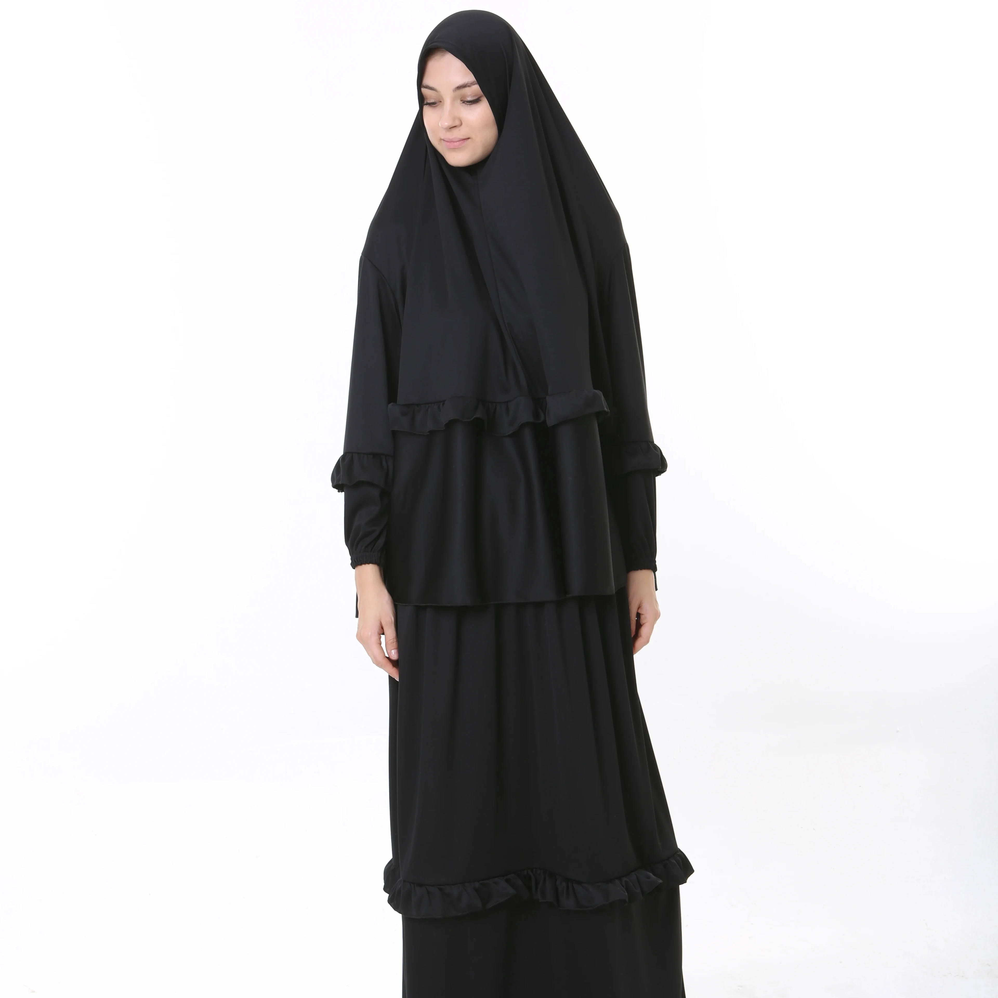 Modest and Stylish Black Prayer Set for Women with Round Neckline and Long Sleeves Traditional Muslim Clothing Accessories