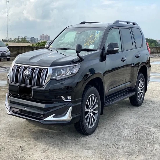 CLEAN TITLE CUSTOM FREE USED 2021TOYOTA PRADO JEEP 4WD READY TO SHIP NEW EDITION