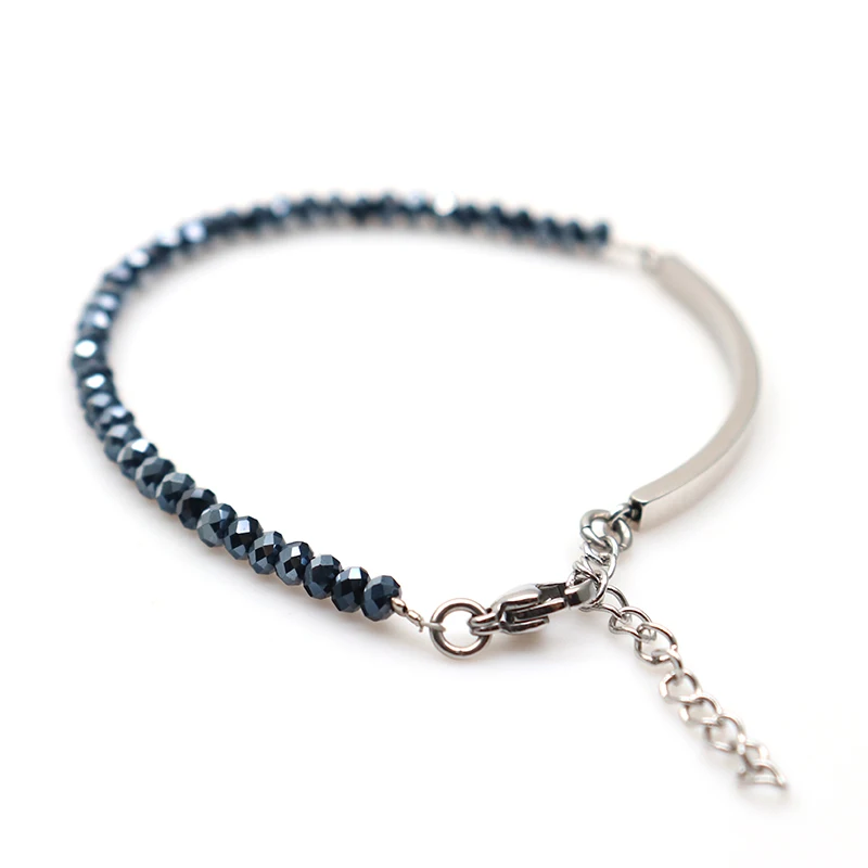 Браслет из бисера с бусинами 3 мм