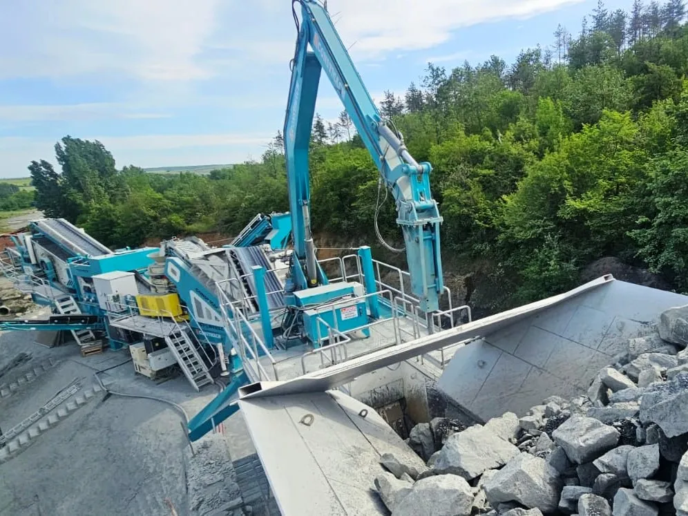 Hydraulic Rock Hammer | Durable Hydraulic Breaker for Heavy Construction Use