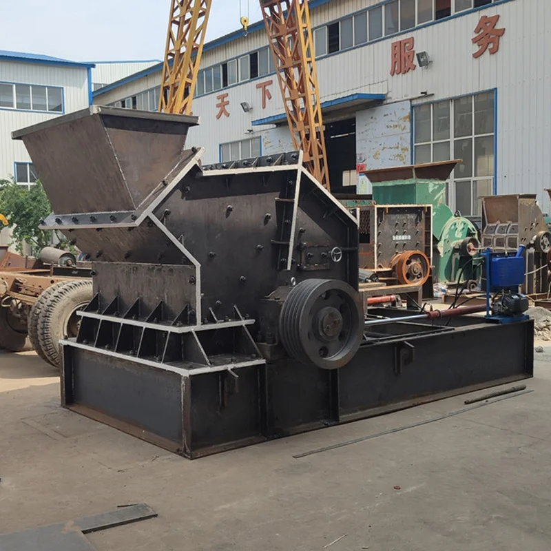 Chinese supplier new impact hammer mill crusher sand crushing machine discount price