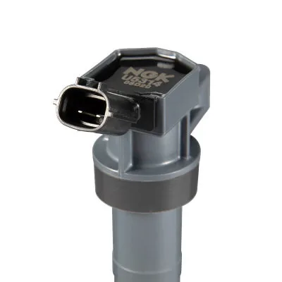 Auto Parts Original NGK Ignition Coil U5314 49052 OEM 273003F100 For Hyundai Azera / ix35  / New Santa Fe  2.4L  G4KE