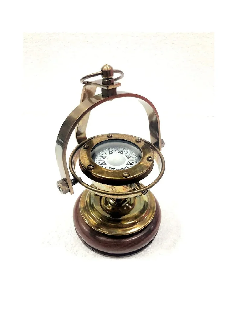 Wholesale Brass Hanging  Antique Vintage Compass latest design handmade metal hiking compass keychain or desk decor accessories