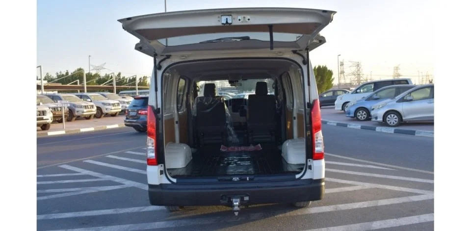 Fairly Used HIACE Bus Year 2019 Transmission Automatic