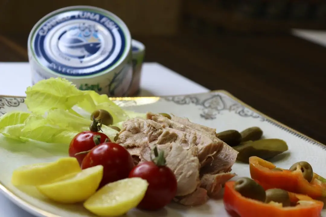 Консервированный тунец 180 г в банке, высшее качество, специальное предложение