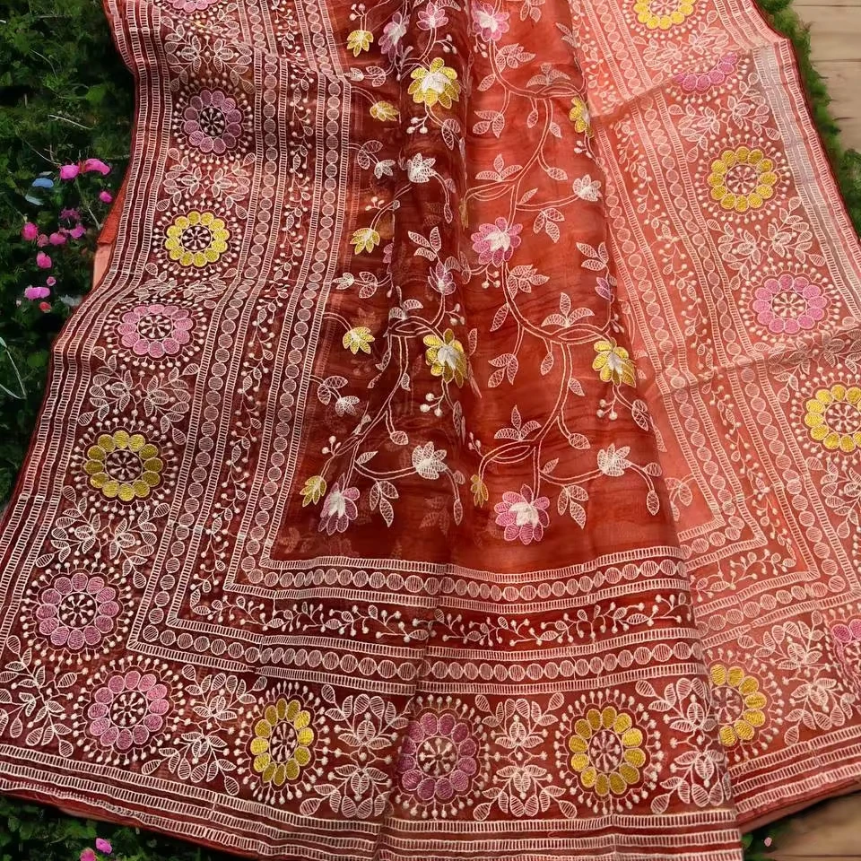 Beautiful Soft organza Silk saree with and digital print with Kashmiri Thread Work, Party Wear saree, Wedding Wear Saree.