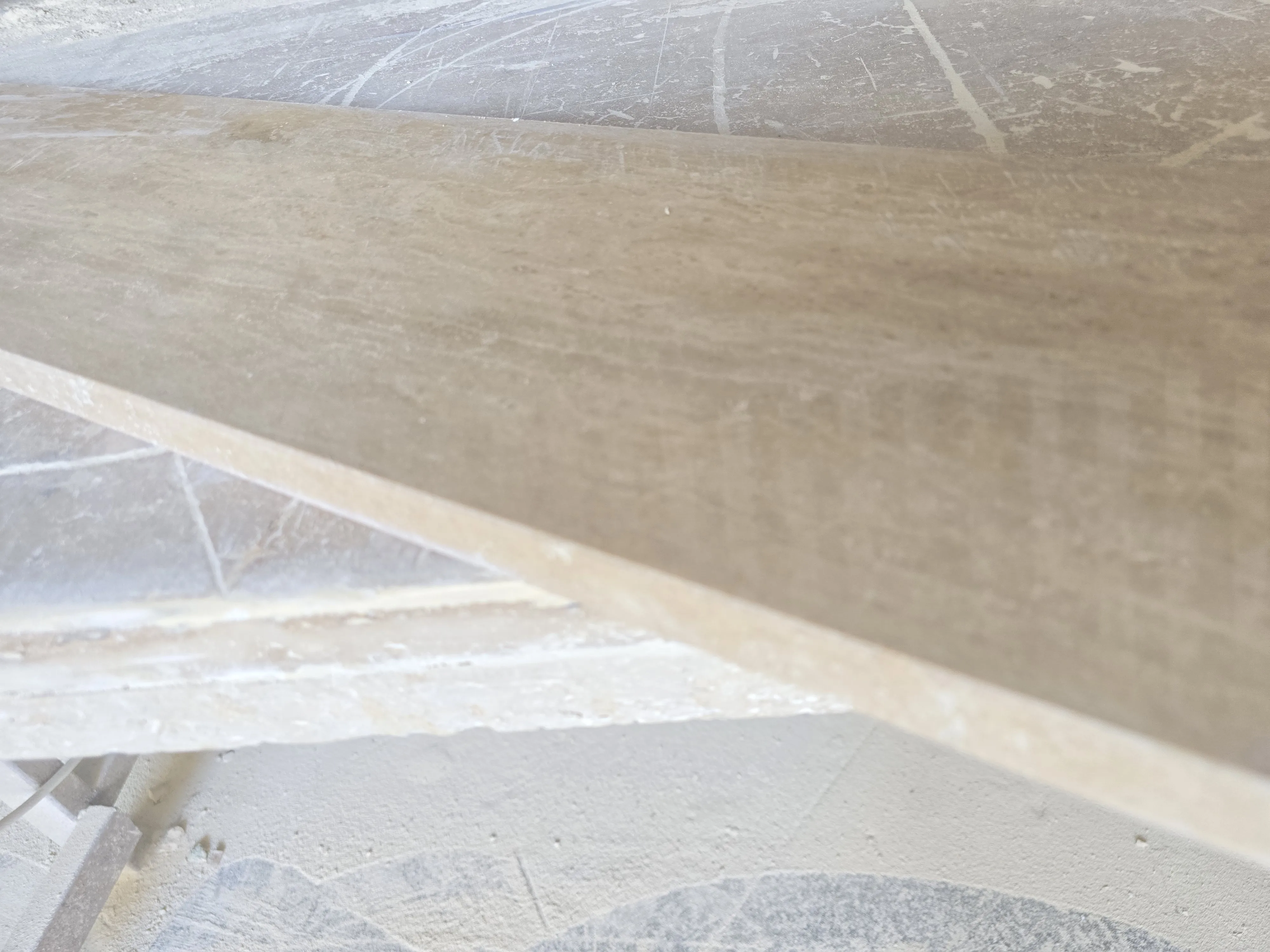 2024 Custom Sizes Indoor Floorings Natural Vein Cut Travertine Classic Light Tiles Filled Brushed Marble for Bathroom Turkey