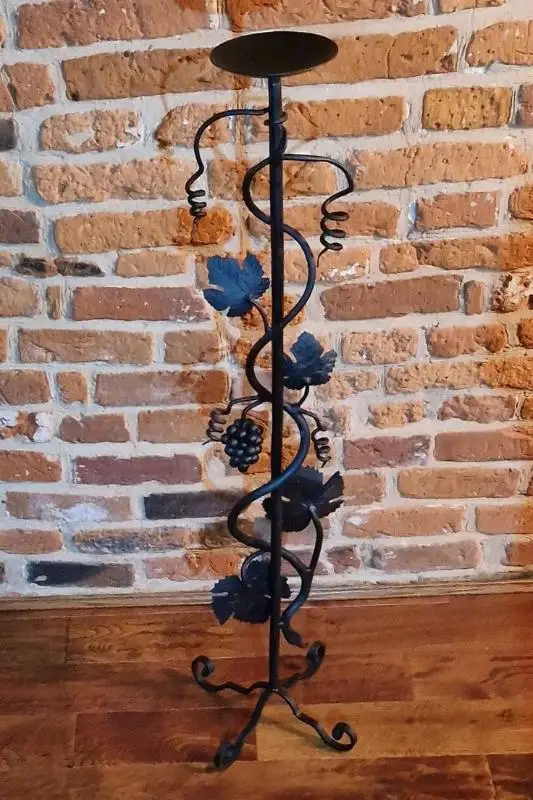 Hanging metal candle holder metal powder coted finished metal set of 2 premium quality  candle holder product