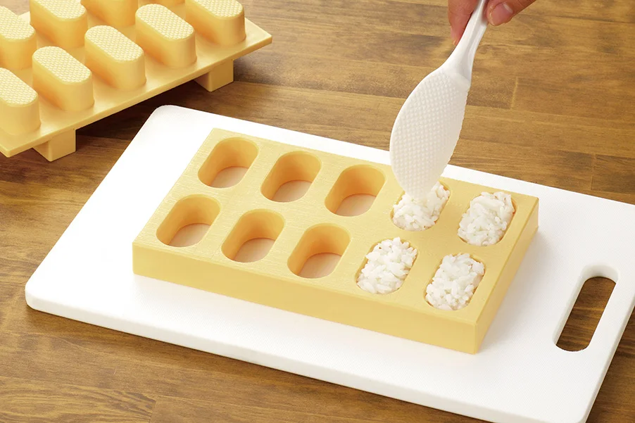 Sushi Making Tool Convenient home-made Sushi set with automatic high-insulation Sushi mold