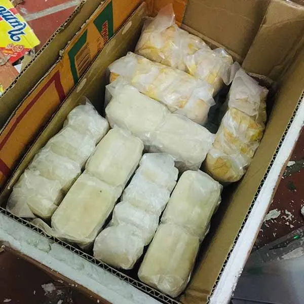 Frozen IQF Pulp Soursop In Bulk Vietnam Factory High Quality For Bartending Drink Food  Freezing Fruit