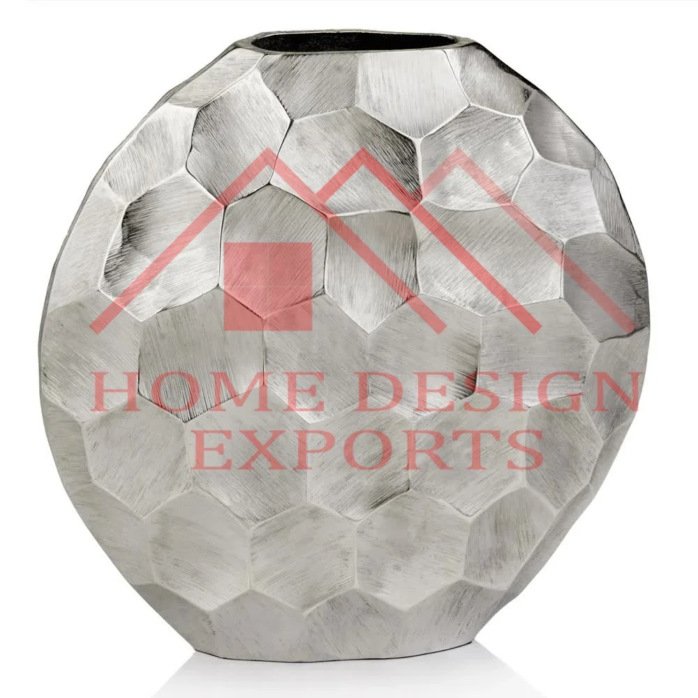 Classic Style Aluminum Flower Vases For Home Hotels & Restaurants 2024 Latest Home Decor Products