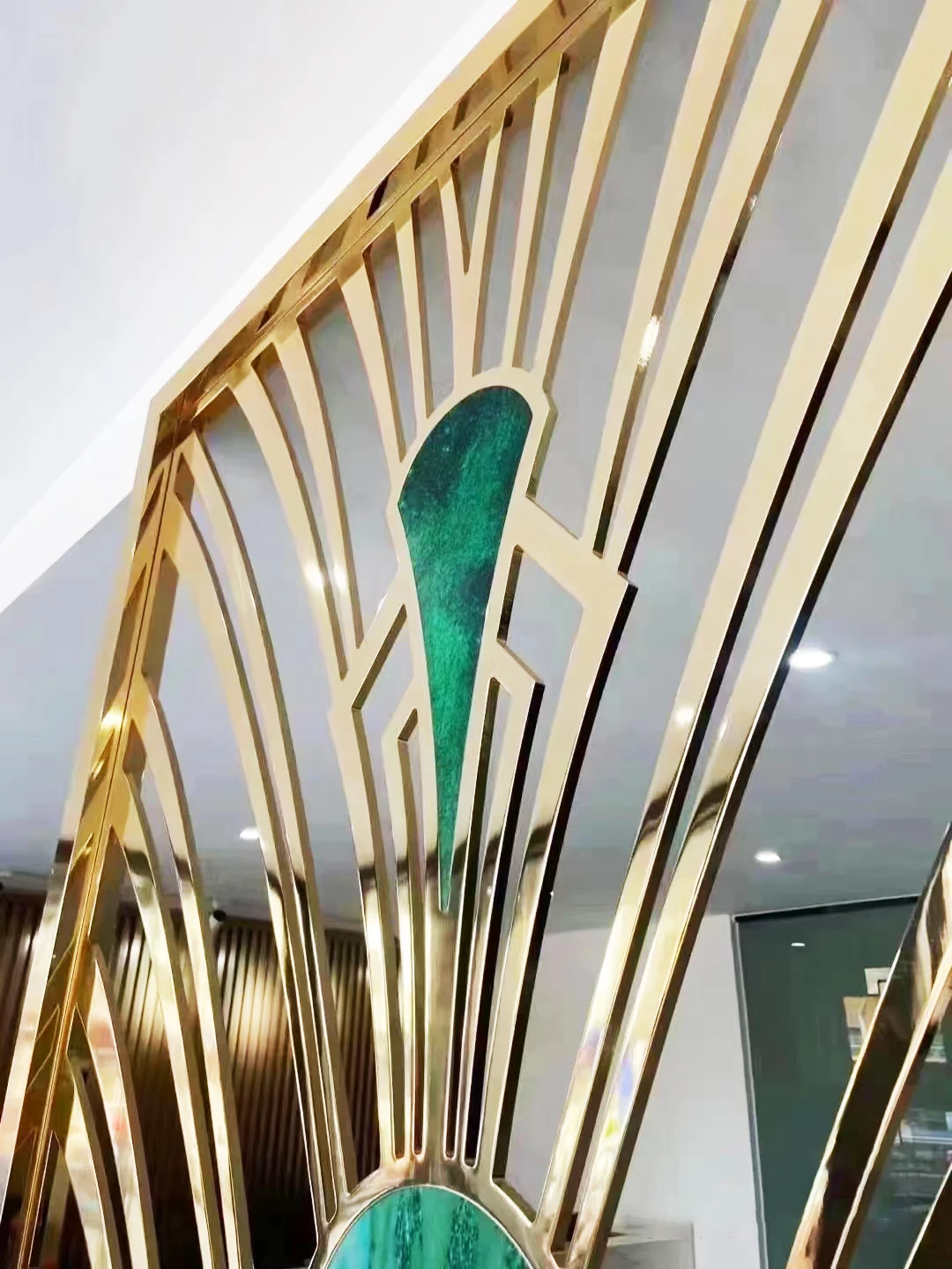 Crystal Ball Special Design Stainless Steel Screens & Room Dividers Partitions Salon Living Room