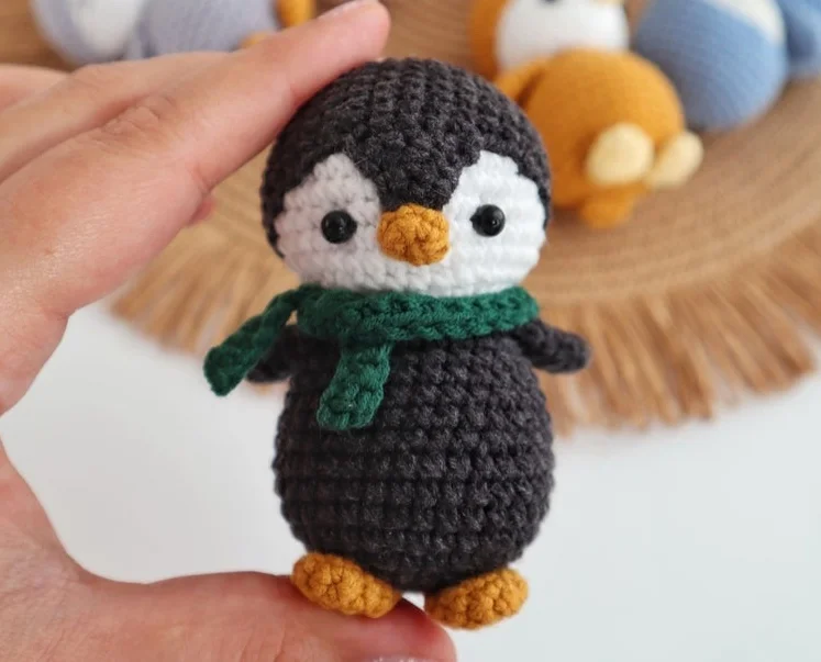 ECO-friendly Crochet Chicken Toy Knit Bunny Handmade Wholesale Baby Toys Made in Vietnam