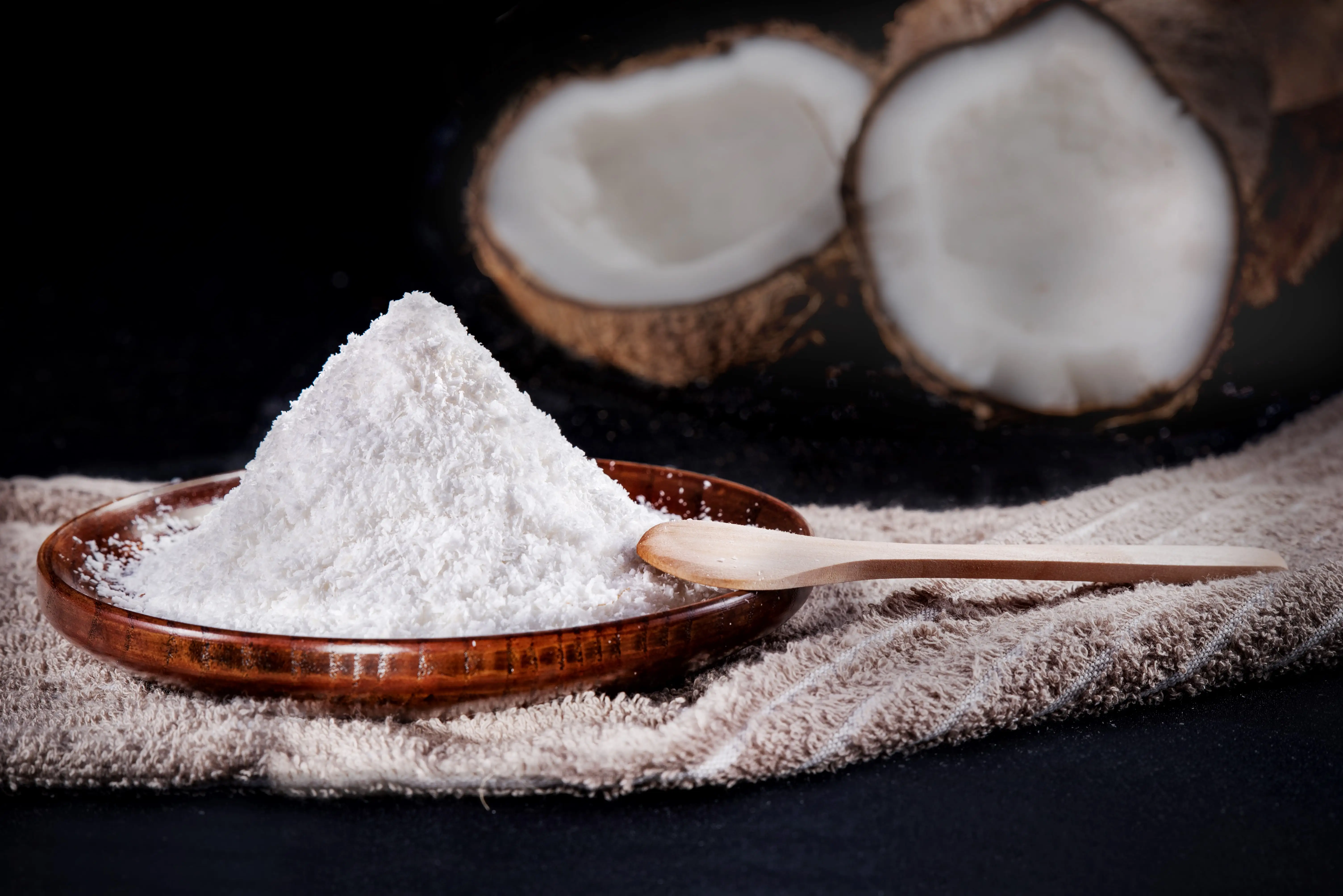 Bulk Storage Packaging Low Fat Miller Grade Desiccated Coconut 25kg Natural Sweet Snacks Suitable for Baking Cooking