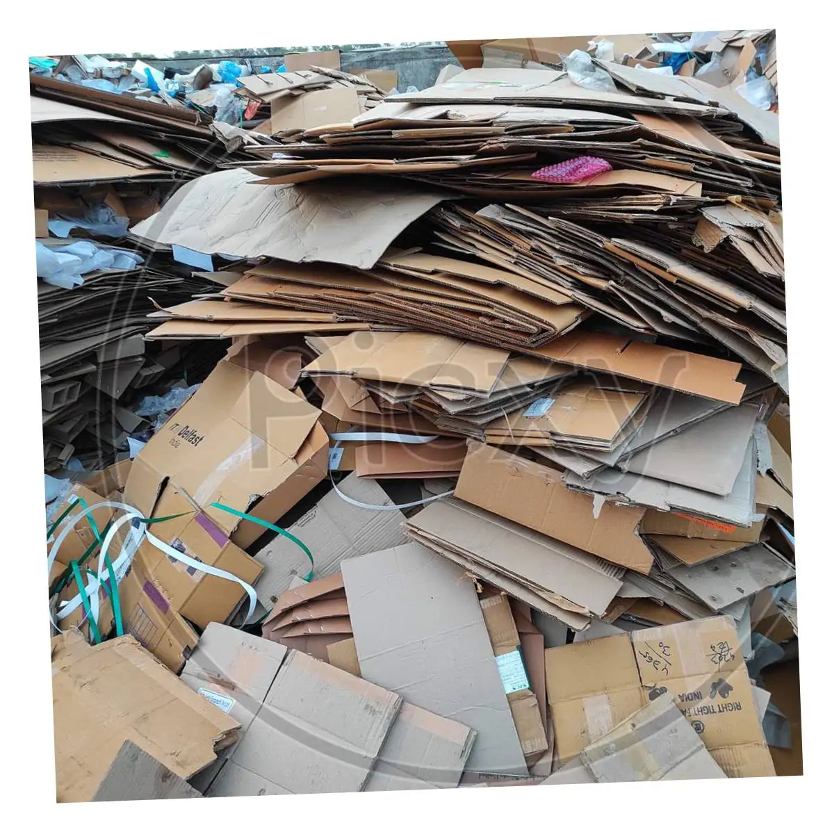 Malaysia Top Selling Recycled Paper Raw Materials Best Pricing Recycled Waste Box Factory Grade Box Scrap For Packaging Use