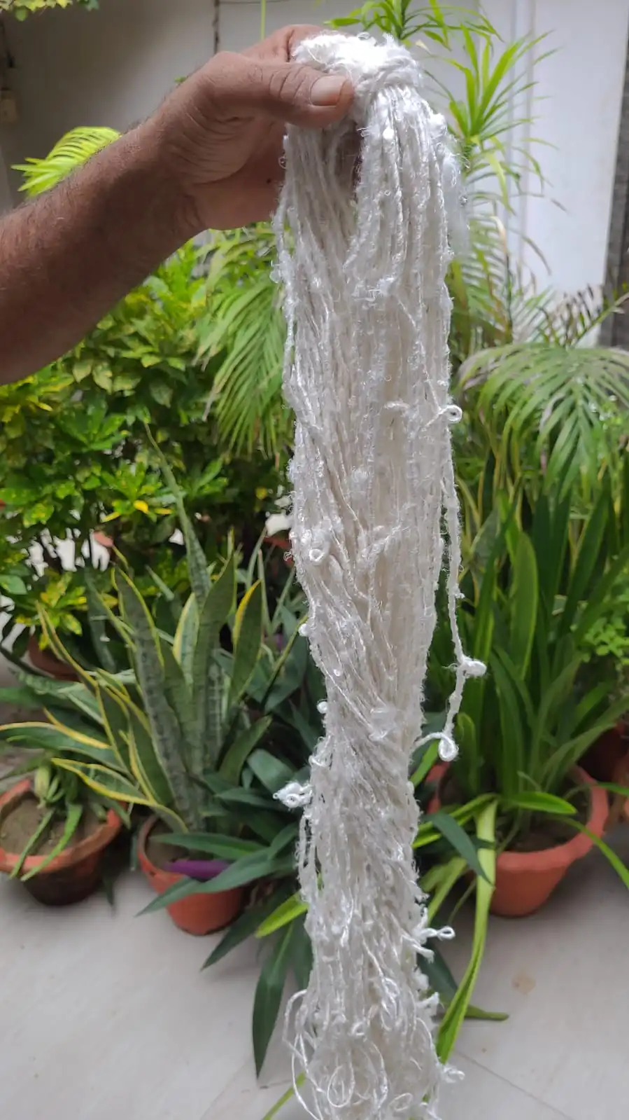 recycled premium quality pure white banana silk yarn made from recycled rayon and viscose waste ideal for dyeing