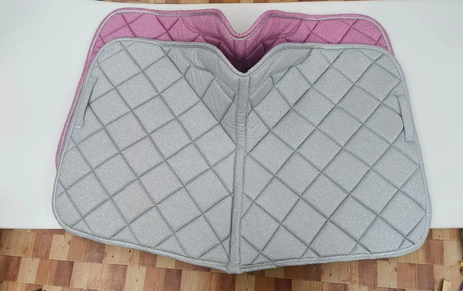 EQUESTRIN GLITTER SADDLE PAD SET POLYESTER SADDLE PAD DRESSAGE ALL PURPOSE JUMPING CUSTOMIZE LOGO WHOLESALE