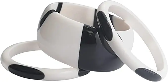 2023 Summer Vintage Resin Acrylic Geometric Irregular Square Bangle Simple Style Bracelets For Women New Jewelry Wholesale