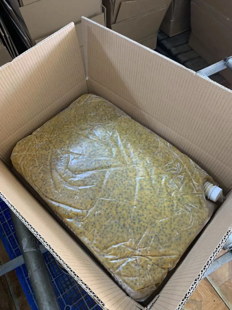 BEST PRICE - FROZEN PASSION FRUIT WITH HIGH QUALITY FROM VIETNAM