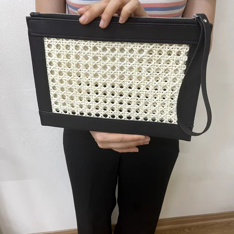 Hot Selling For Summer 2025 With Luxury Hand Bag Rattan Bag Hand Wallet Handmade From Supplier in VietNam