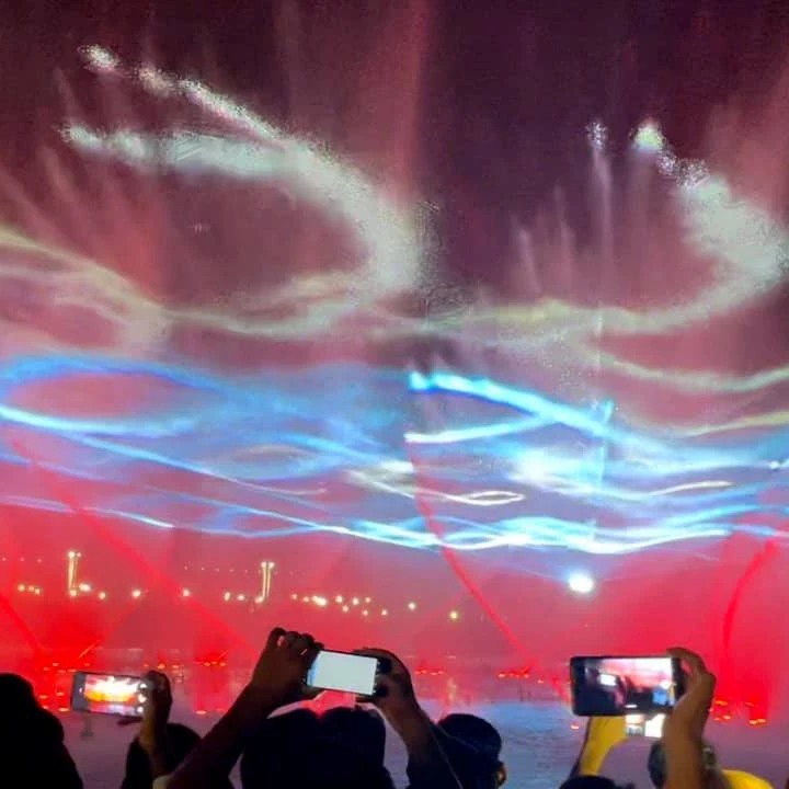 Round Pool Music Fountain with laser and 3D mapping  projection