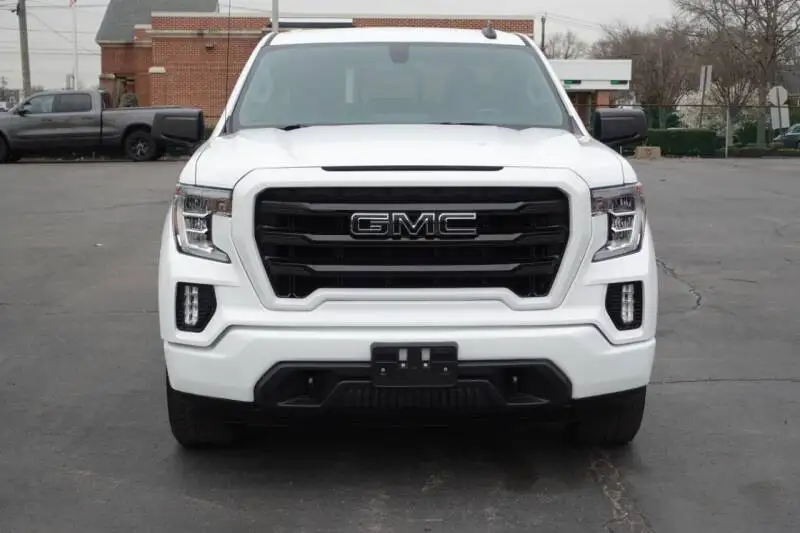 2022 GMC Sierra (27).jpg