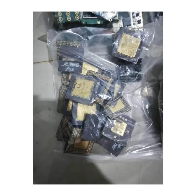 Intel Pentium Pro Ceramic CPU motherboard and gold finger trimmed scrap