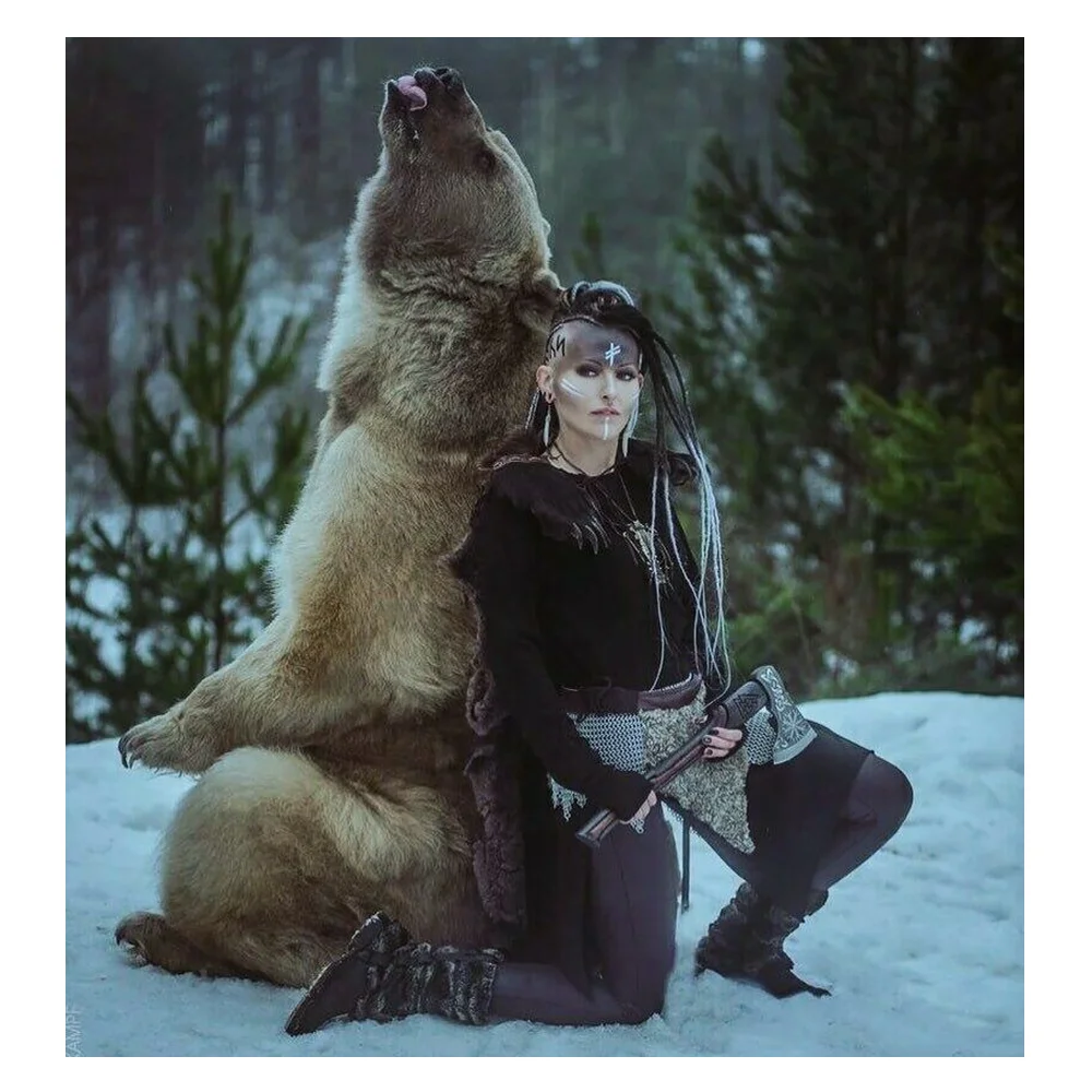 Portable Carbon Steel Camping Axe Camping Tool Multi Purpose Hatchet Wooden Handle With Protected Cover