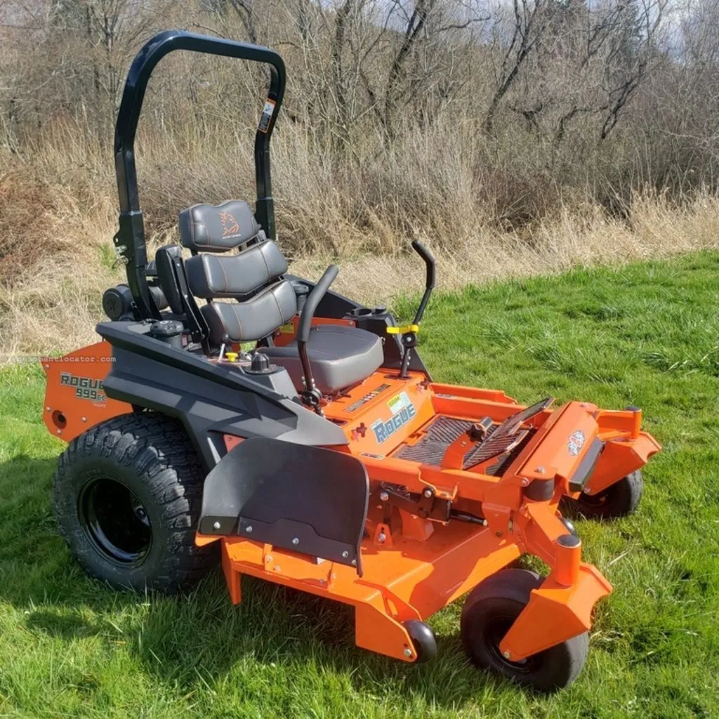 Лидер продаж в 2024 Bad Boy ROGUE 72 KOHLER 38 5 л.с.