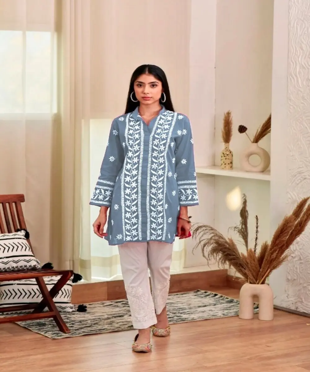 Fashion Fusion: Pakistani Style Salwar Kameez - Fusion of Traditional and Modern Styles, Creating a Chic and Stylish Fashion