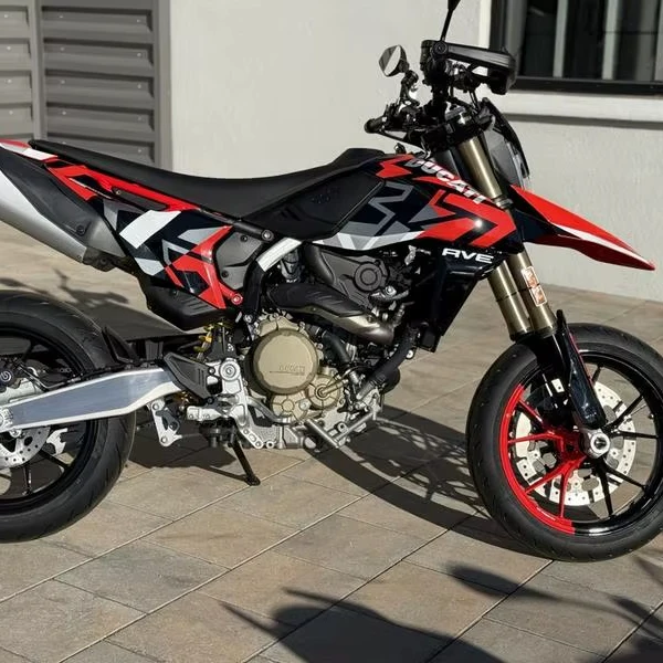 Скидка на конец года для новых 698 2025 Ducatis Hypermotard