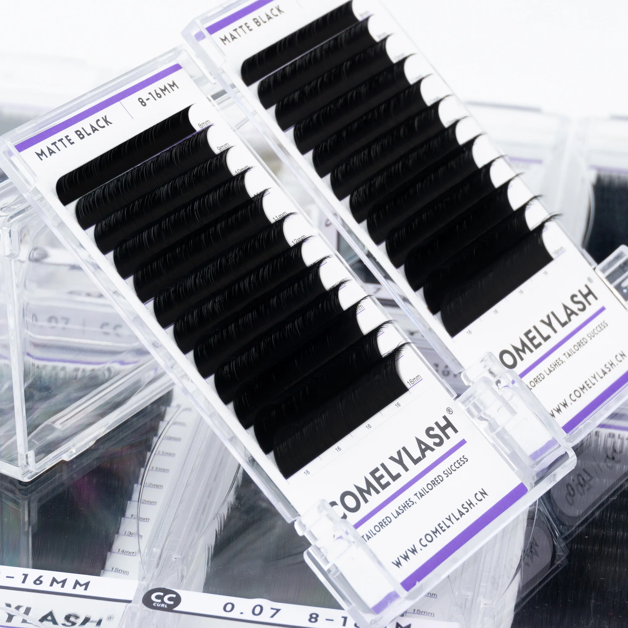 Comelylash high quality dark soft premium mink mega russian volume individual eyelash extensions custom private label  cases