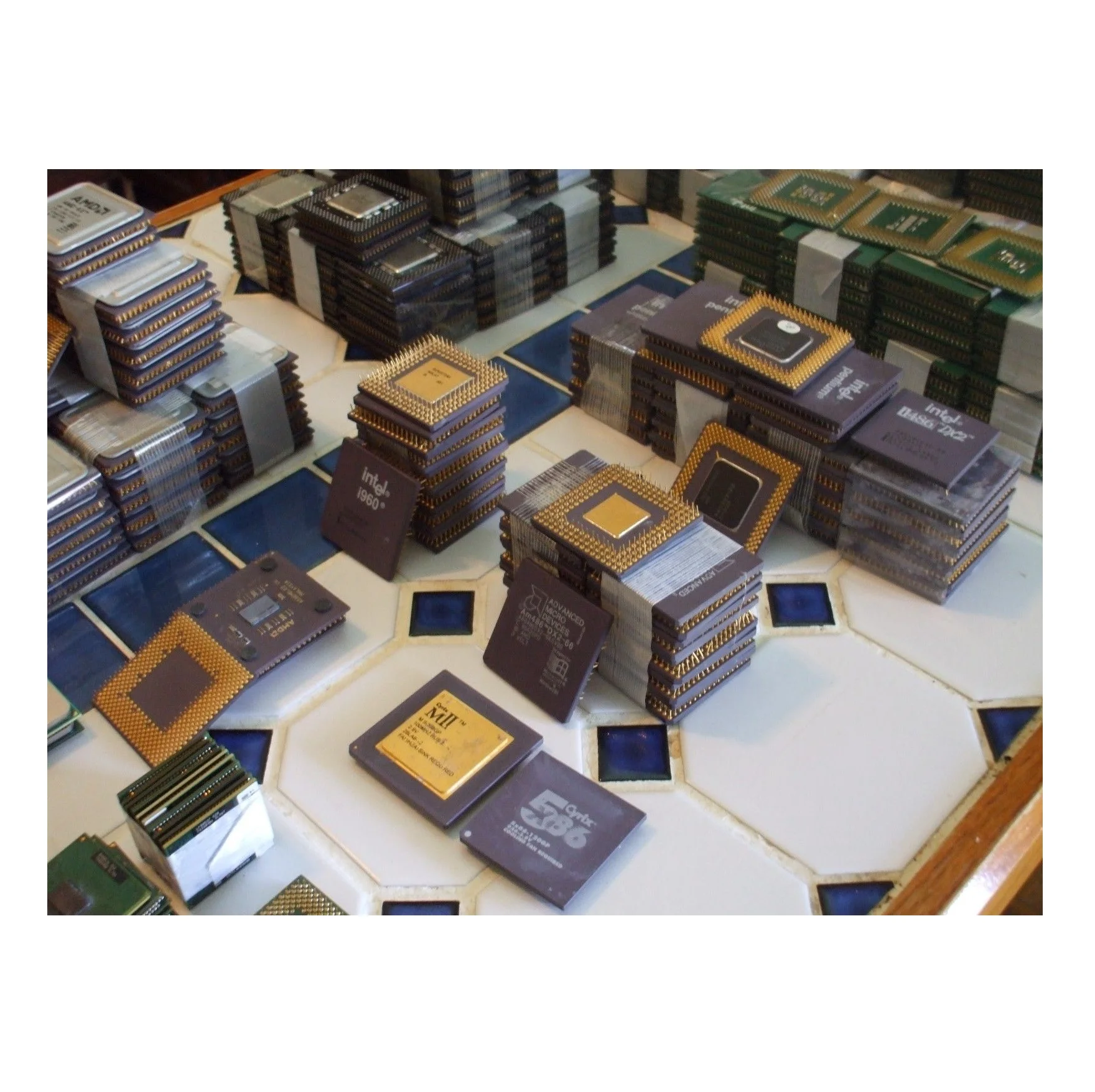 Wholesale Supplier Of Bulk Stock of CPU Processor Scrap Gold Recovery Ceramic CPU Scrap Fast Shipping