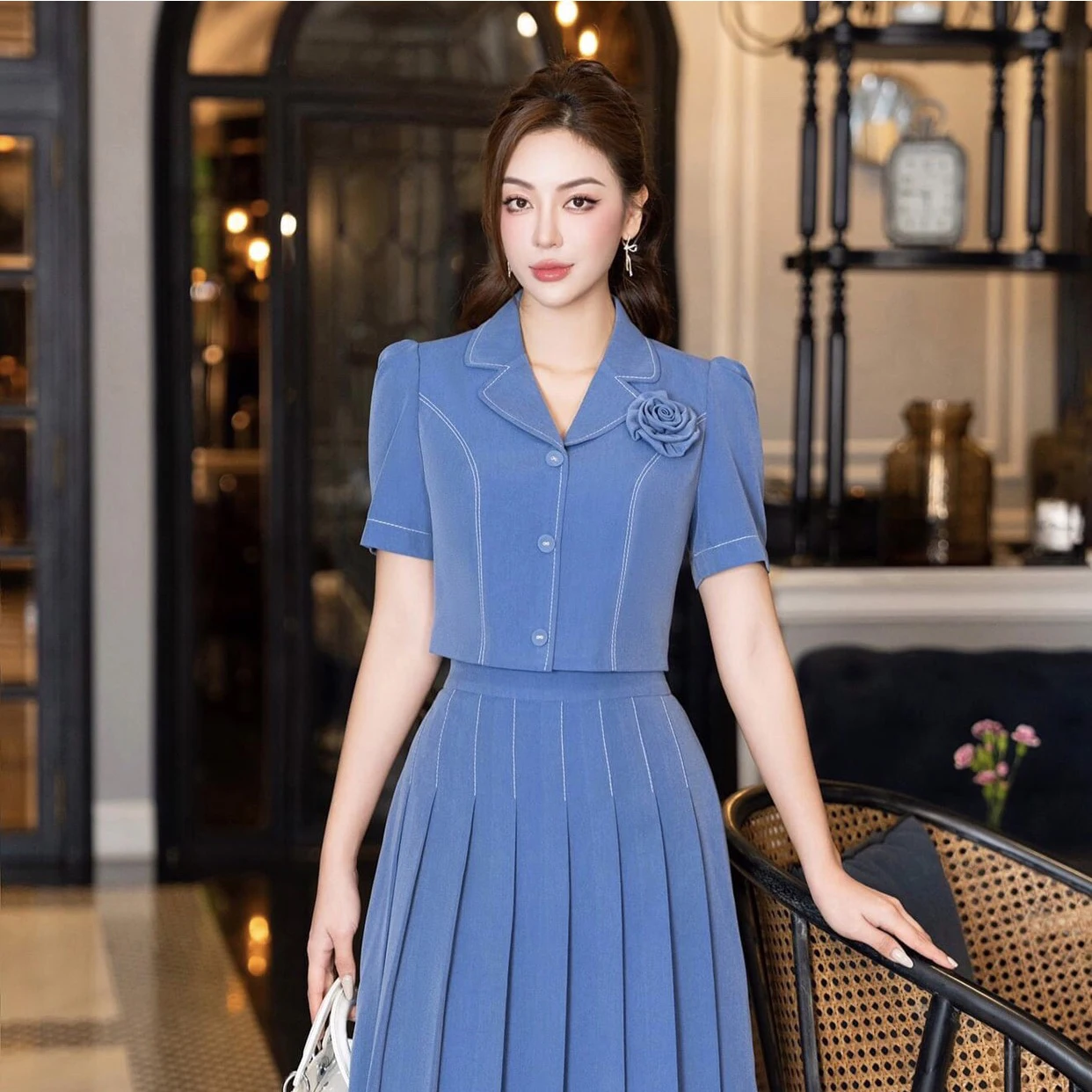 Vietnamese-Made Elegance Retro Floral Denim Midi Skirt for Modern Women - Perfect Addition to Made in Vietnam Dresses