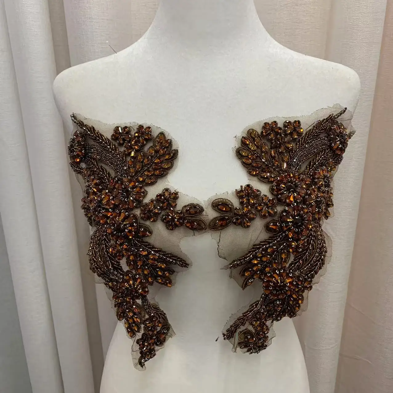 Fashion Beautiful Hand-Made Rhinestones Clothing Appliques Patch