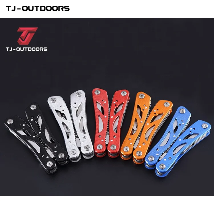 Hunting gear Stainless steel cuff pliers Survival knife screwdriver 14 to 1 multi-knife folding pliers