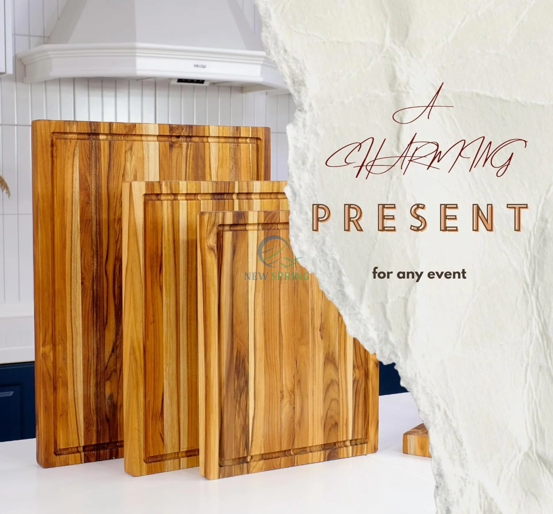 Best selling Edge grain teak wood board with pressed grooves integrated handle that can be used on both sides from Viet Nam