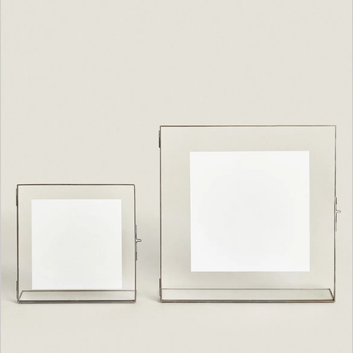 Antique Brass Gold Double Glass Metal Photo Frame Vintage Style Evergreen Photo Frames with Stand