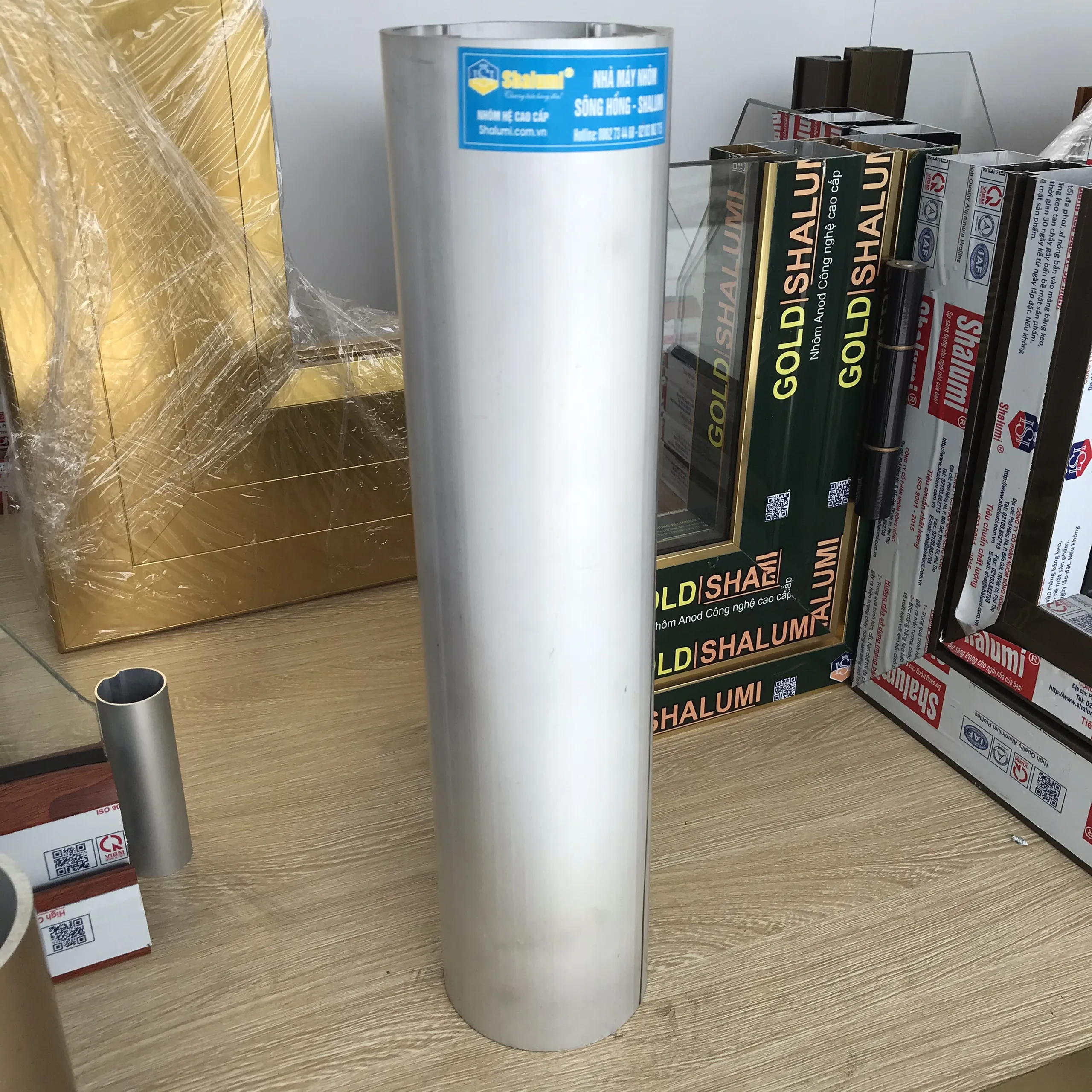 Tube Aluminum Extrusion used for construction and industrial