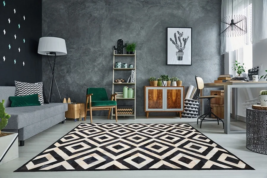 Patchwork Cowhide Nomad Black/White Rug For Indoor And Outdoor decoration cow hide rugs from Pakistan