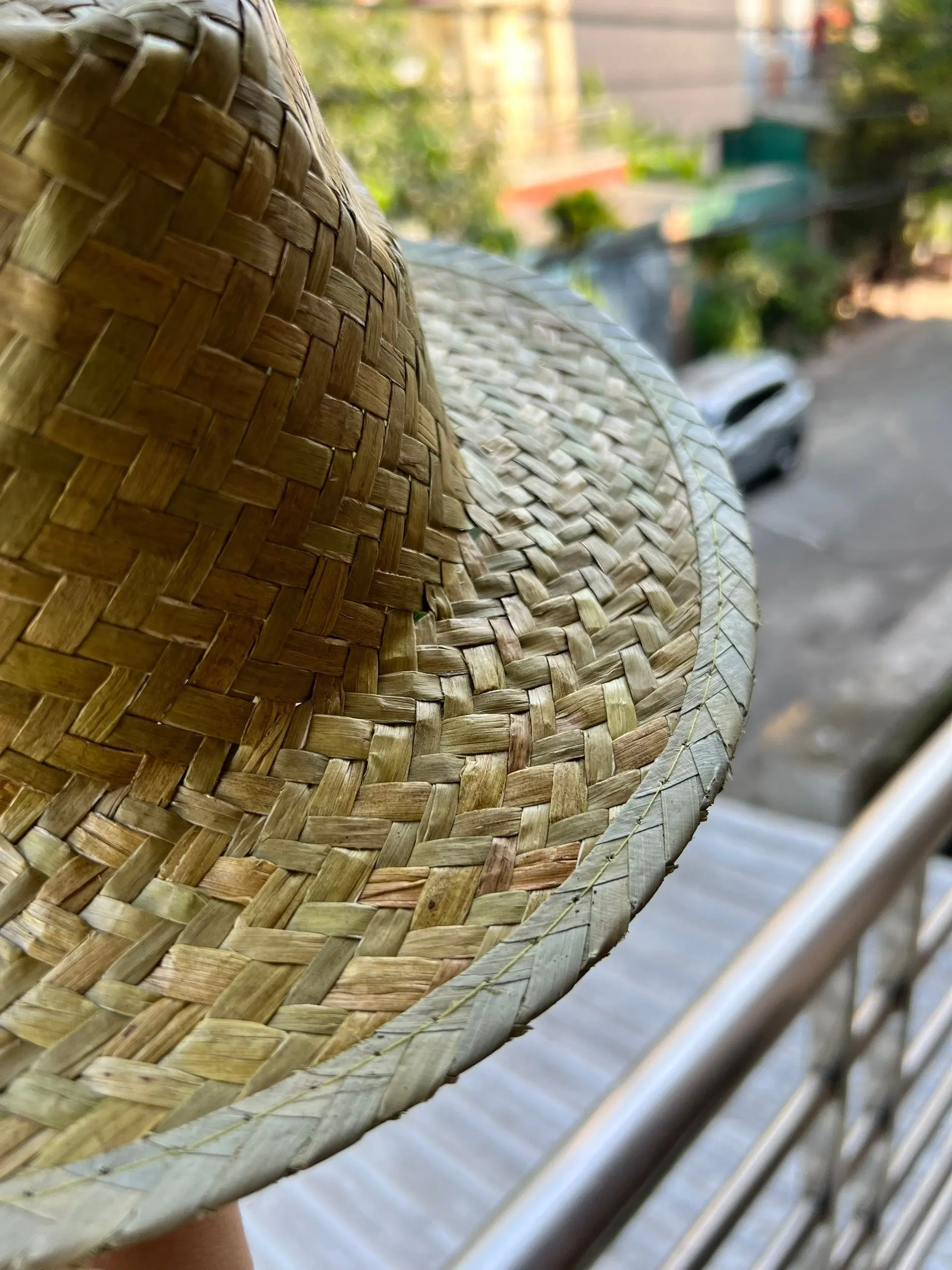 Grass Straw Hat For Beach Camping and Fishing / Straw Hat From Vietnam For Sunshade and Travel