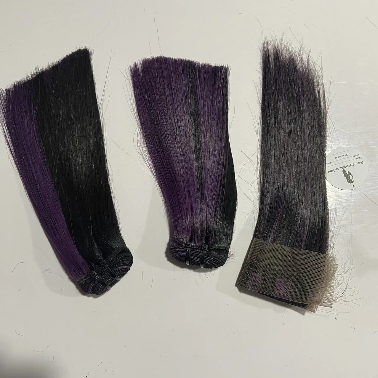 Наращивание бразильских волос высшего качества 30-дюймовый пучок с мягкими и шелковистыми необработанными волнами из прямых источников