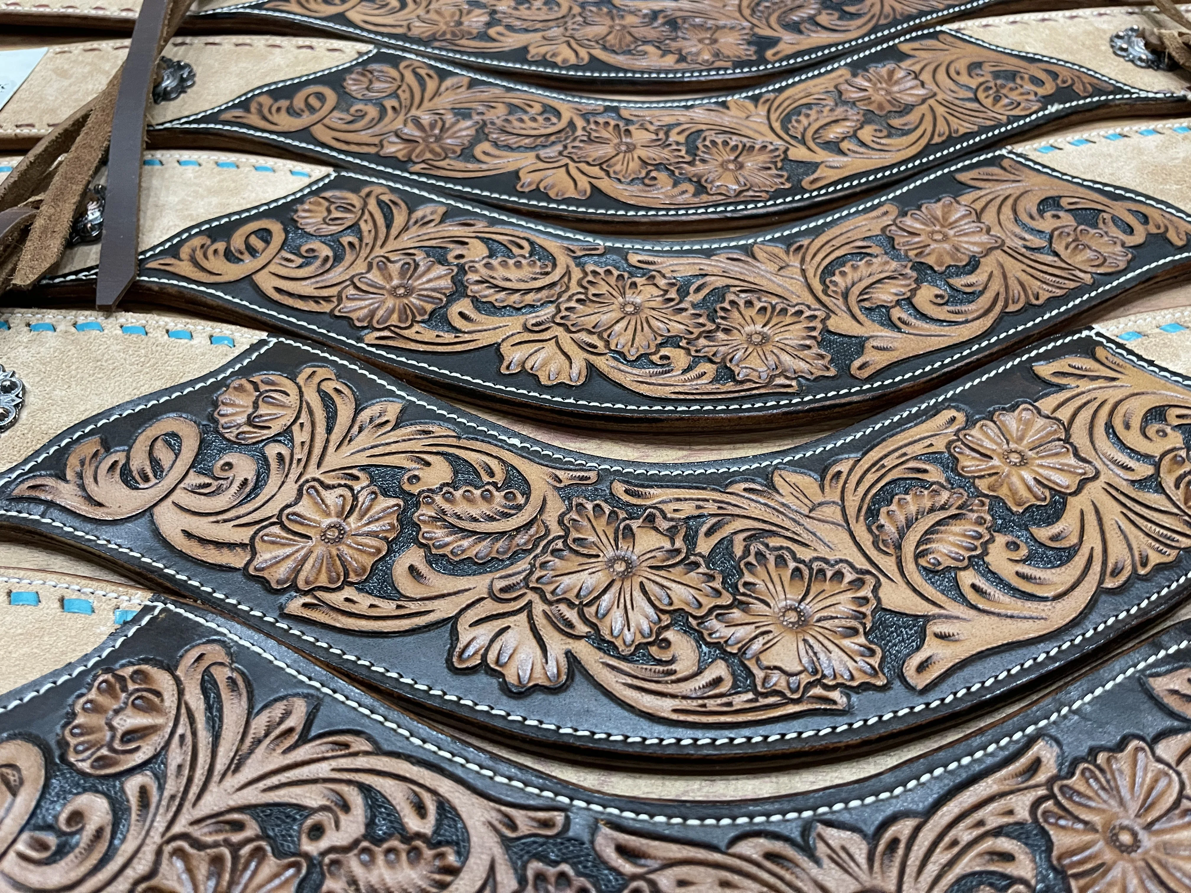 Wholesale Latest Design Tripping Collar Premium Quality Leather Horse Western Antique Rough Out Breast Carving and Tooled