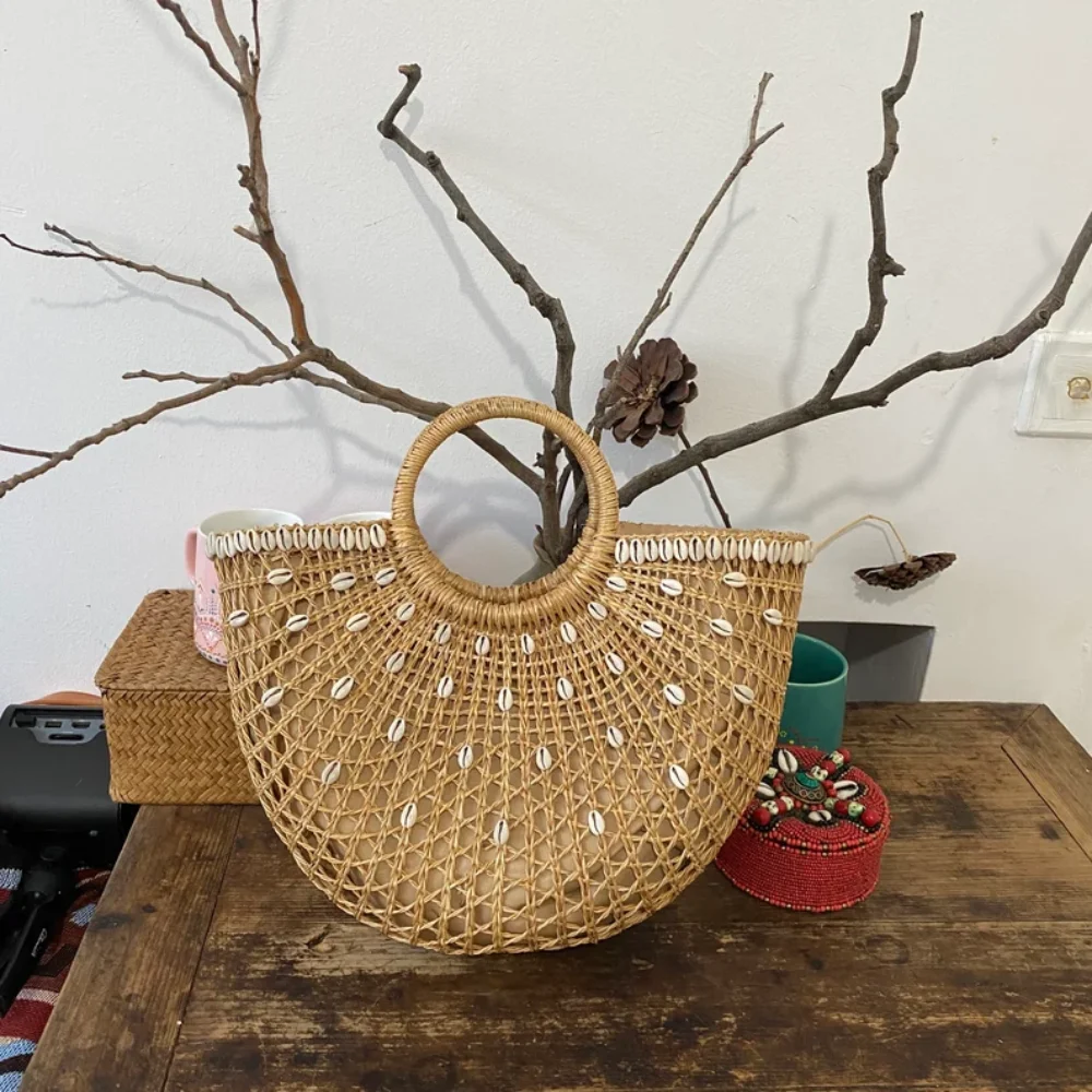 Hot design best selling hand woven seagrass bag with shells summer beach bag wholesales from Vietnam