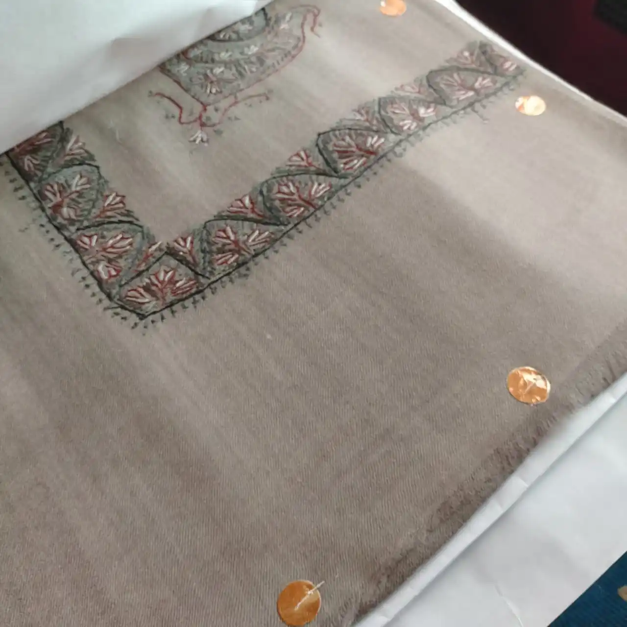 high quality turma AI mussar head scarf embroidery omani Pashmina kashmiri rumal pure wool hand